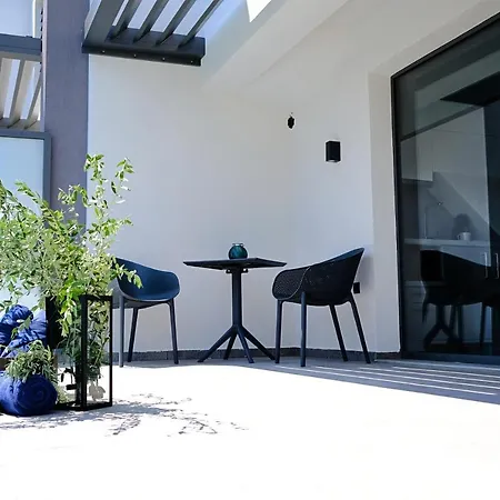 Cobalt Aqua Nea Iraklitsa